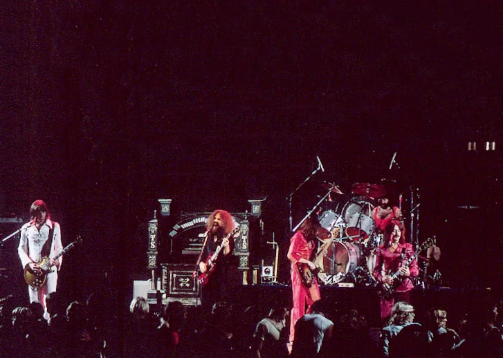 Philadelphia, PA · 1976-10-09