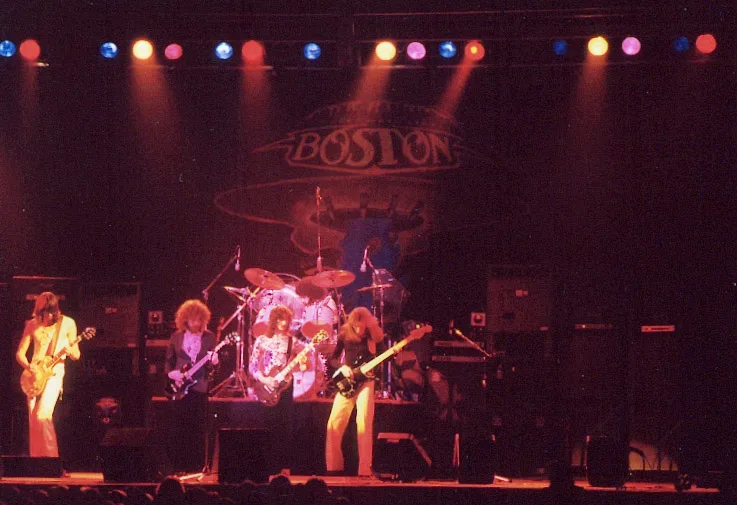 Toledo, OH · 1976-11-27