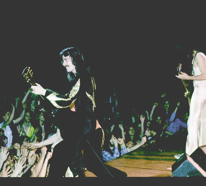 Waltham, MA · 1976-08-28