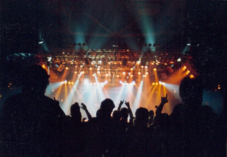 Indianapolis, IN · 1976-12-10