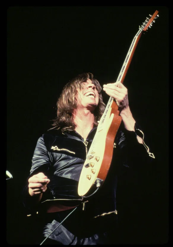 Waukesha, WI · 1976-10-05